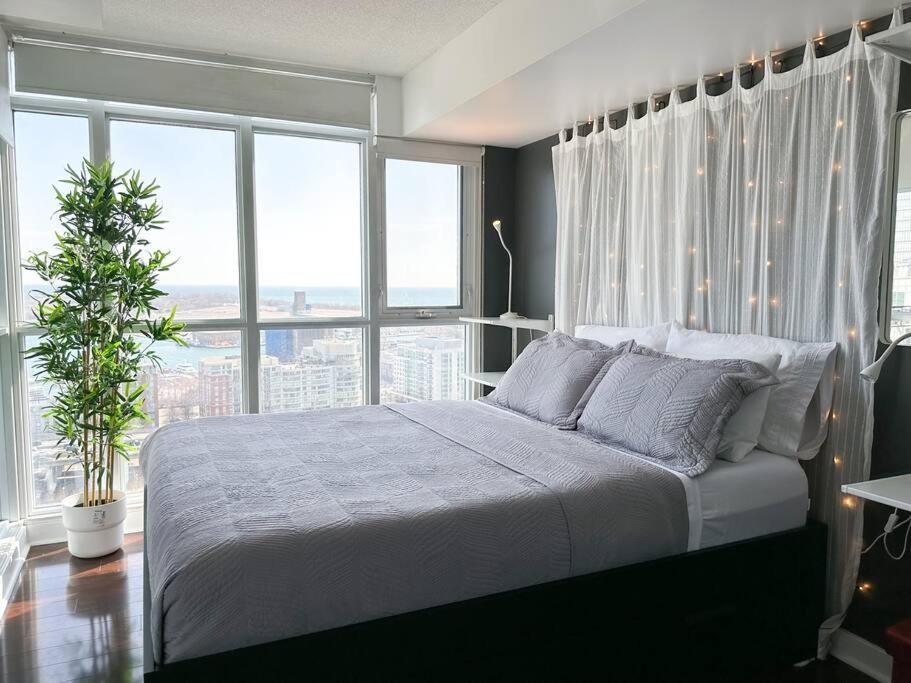 Comfort Two Beds Suite By Cn Tower Rogers Centre Plus Free Parking Toronto Eksteriør bilde